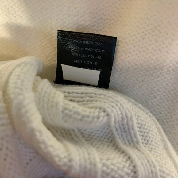 Simply Vera Cream Ribbed Poncho style sweater, S/M NWT - Picture 6 of 7